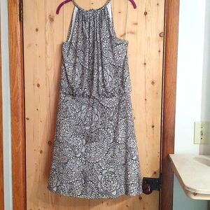 Maggy London size 14 paisley print dress